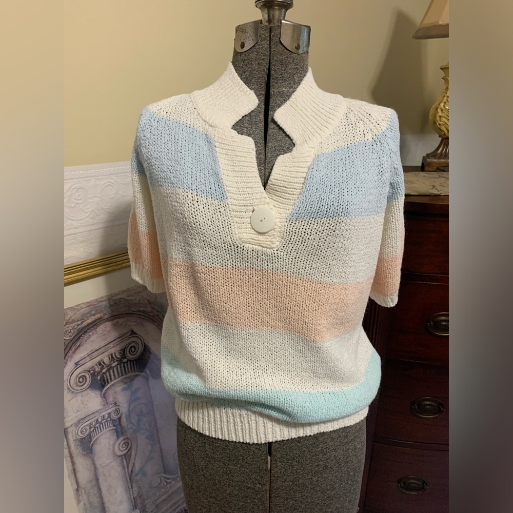 Here’s A Hug Vintage Short Sleeve Pastel Striped Sweater 100% Acrylic Size L